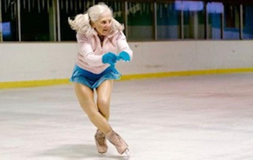花式溜冰長者
這位87 歲的花式溜冰好手不管自己年紀，仿佛自己沒有年齡界限，演繹着令人驚嘆的不老人生。她旨在改變人們對70、80甚至100歲老年人生活的看法。...