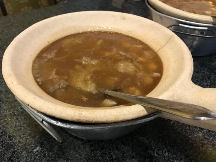 魚翅
泰國曼谷唐人街的魚翅以煲仔上，質和量不錯，價錢合理。...