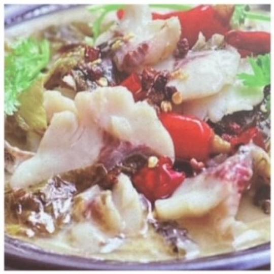 酸菜魚
酸菜魚是重慶的一道知名菜色,主要食材為草魚、泡菜、泡辣椒、花椒、生薑或泡薑等。酸菜魚是將泡椒、姜等炒出香味,再加湯燉煮酸菜和魚,味鮮又開胃。... 酸菜魚
酸菜魚是重慶的一道知名菜色,主要食材為草魚、泡菜、泡辣椒、花椒、生薑或泡薑等。酸菜魚是將泡椒、姜等炒出香味,再加湯燉煮酸菜和魚,味鮮又開胃。...