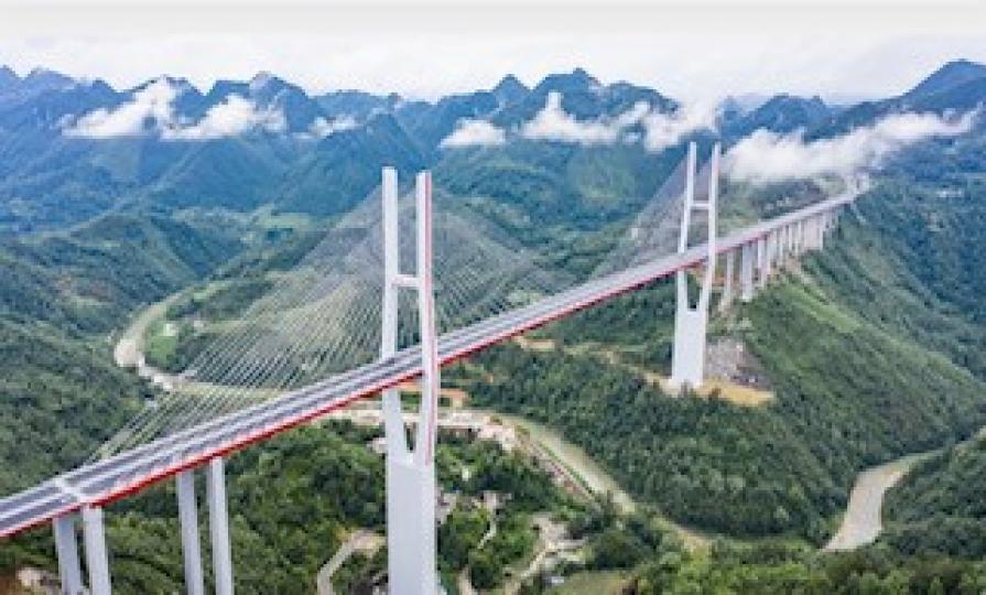 都安高速
貴州高速公路建設史上投資規模最大單體工程—都（勻）安（順）高速28日全線建成通車，成為西南地區重要城市通往珠三角經濟區最快捷通道。...