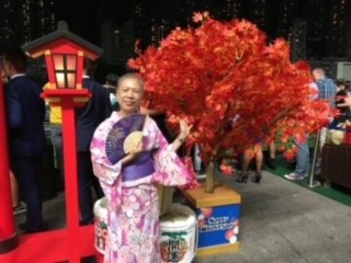 日本服飾
難得有日本婦女借出和服給我拍照，當然要試穿啦！...