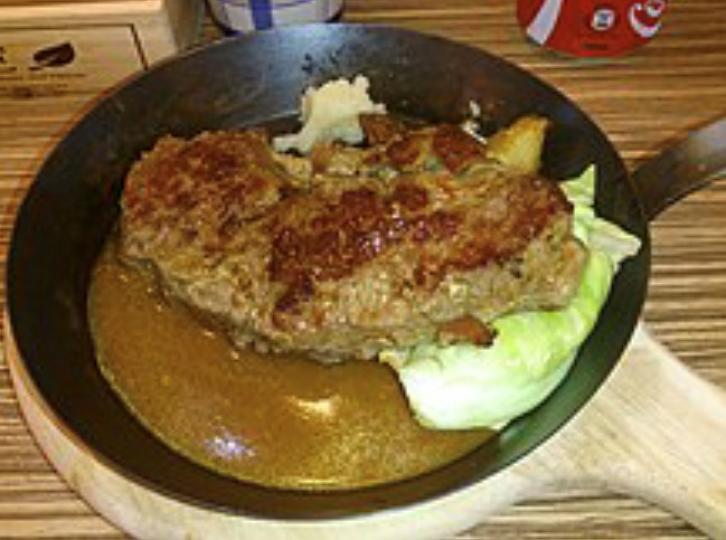 生酮飲食
這飲食法是以肉類、青菜、植物油脂當主食，取代碳水化合物。這種飲食的特色是讓食物嚴重缺乏碳水化合物，強迫身體燃燒脂肪而非碳水化合物。...