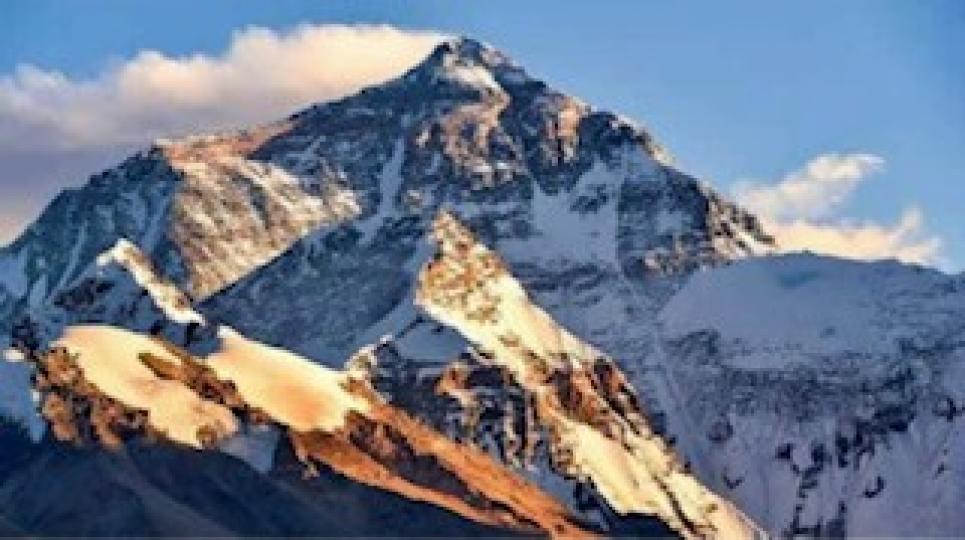 喜瑪拉雅山
因疫症仍然嚴峻，攀登喜瑪拉雅山活動要暫停，以免附近疫區疫症蔓延。...