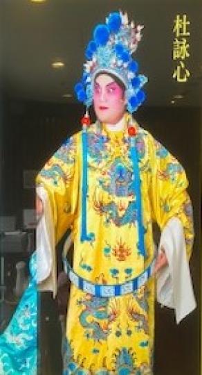 小生

粵劇角色中年輕男性生角稱為「小生」，一般小生都是英俊瀟灑，英明神武的。...