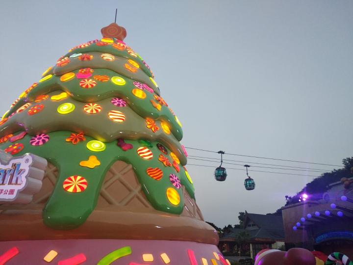 重開的海洋公園又換了新裝，別有一番景緻。...