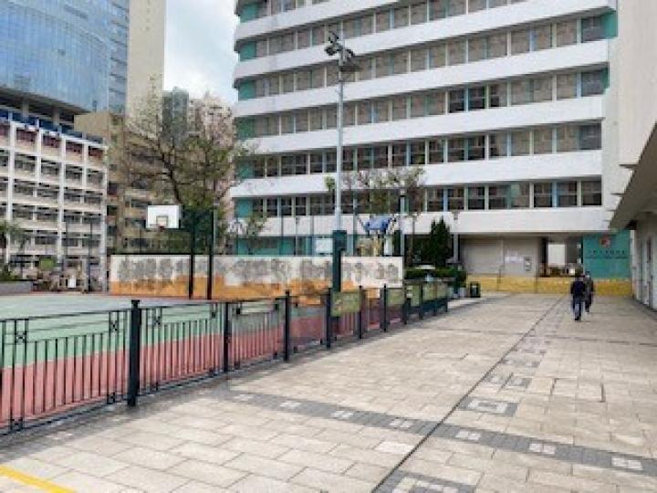 假日好去處
家中附近的小公園和圖書館是我假日的好去處。...