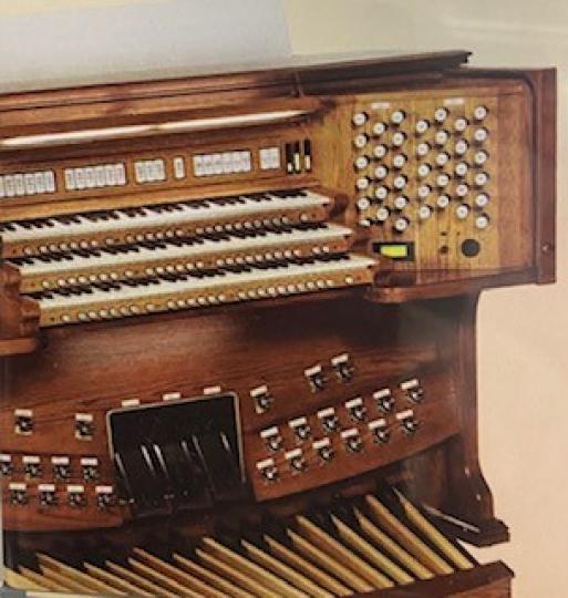 管風琴
管風琴這種大型氣鳴式鍵盤樂器，至今已有2,200餘年的歷史，也是世界上體積最大的樂器。管風琴通過送風設施送風，吹響音管，並配合雙手鍵盤來彈奏。...