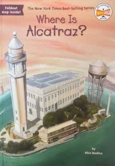 Where is Alcatraz?
 這書中所寫的地方是阿爾卡特拉斯島, 俗稱巨岩，又俗稱惡魔島，是位於美國加州舊金山灣內，四面峭壁深水，聯外交通不易。早期島上建有燈塔，是一軍事要塞，後來被選擇為監...