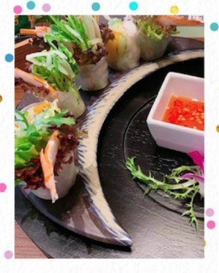 蔬菜沙律
夏天沒有胃口吃飯，不妨食蔬菜沙律，沾一些酸辣汁，份外醒神。...