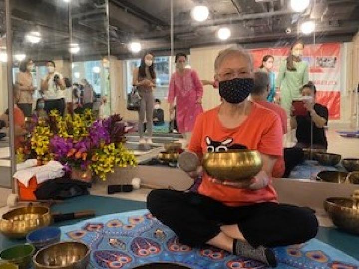 國際瑜伽日
6 月21 日是國際瑜伽日,今天參加了Anahata Yoga的國際瑜伽日慶祝活動,學習頌缽。... 國際瑜伽日
6 月21 日是國際瑜伽日,今天參加了Anahata Yoga的國際瑜伽日慶祝活動,學習頌缽。...