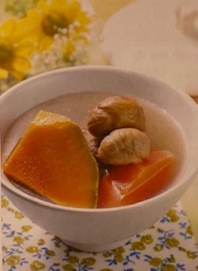 栗子紅蘿蔔南瓜瘦肉湯
這款家常湯有健脾補中，調養肝腎之效。...