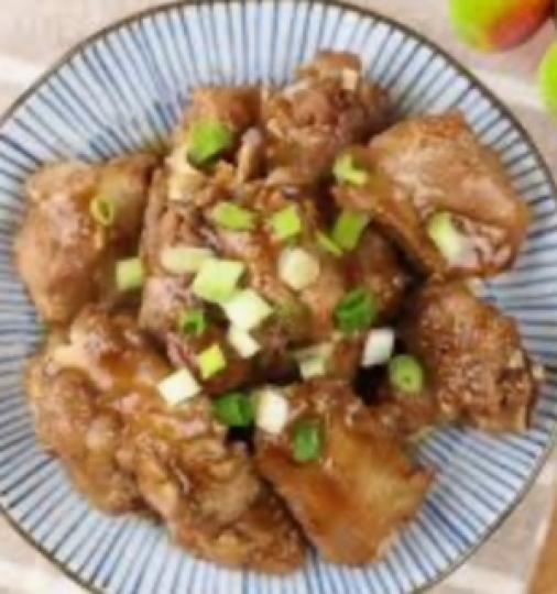 梅醬蒸排骨
梅子麵豉蒸排骨，酸甜惹味。梅子有防癌和抗氧化作用。...
