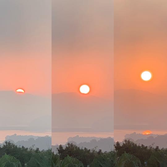 太陽初升
今早看着太陽初升，漸漸地呈現圓圓的紅日，心中覺得特別溫暖。...