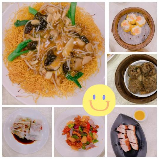 「ABCD」套餐
今午我和弟弟帶媽媽飲茶,吃了一個 「ABCD 」套餐。A是自選點心三款;B是自選粉麵一款;C是自選小食一款:D 是自選一小菜。分量足夠三人食有餘。... 「ABCD」套餐
今午我和弟弟帶媽媽飲茶,吃了一個 「ABCD 」套餐。A是自選點心三款;B是自選粉麵一款;C是自選小食一款:D 是自選一小菜。分量足夠三人食有餘。...