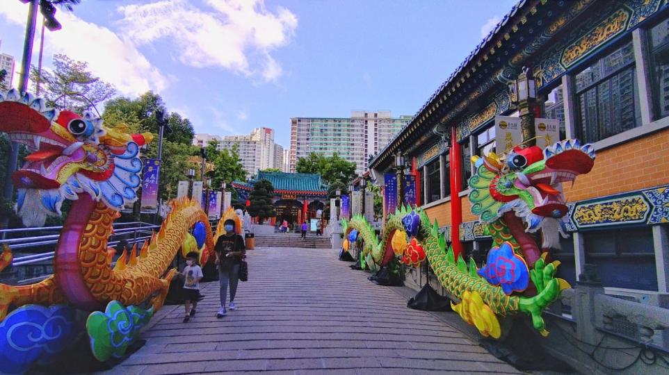 黃大仙廟會
黃大仙祠百周年花燈廟會 本月18日起開放入場，此廟會是中秋節好去處之一。...