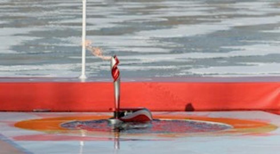 機械人
今年北京冬奧雖然曲終人散，但留給我最深刻印象的是奧運史上首次利用機械人水底下完成火炬傳遞。...