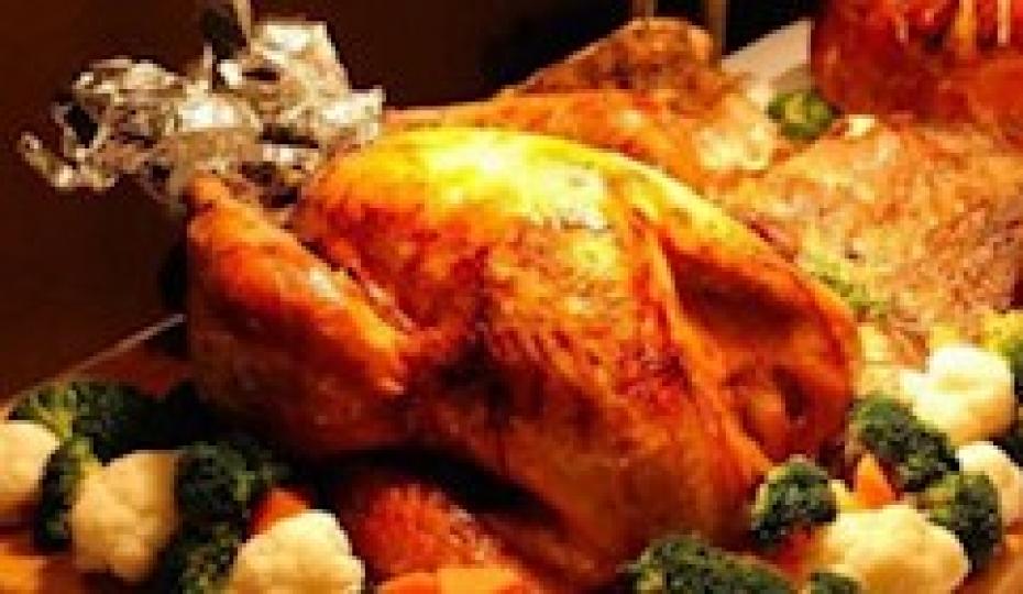 火雞

火雞大大隻，食剩的火雞不用浪費，肉可以做三文治、煮意粉，骨可以煲湯或煲粥。...