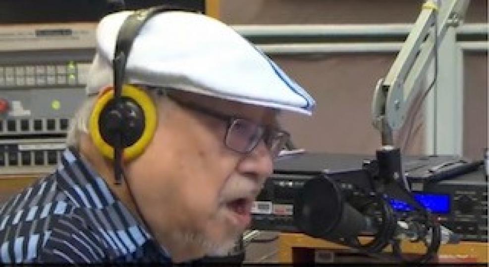 唱片騎師
今年96 歲的唱片騎師Ray Cordeiro 宣佈於本月十四日退休,結束他70 年的唱片騎師生涯。... 唱片騎師
今年96 歲的唱片騎師Ray Cordeiro 宣佈於本月十四日退休,結束他70 年的唱片騎師生涯。...
