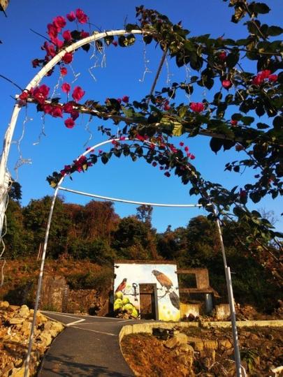 梅子林村
梅子林是沙田區一谷地，村內有不少壁畫。...