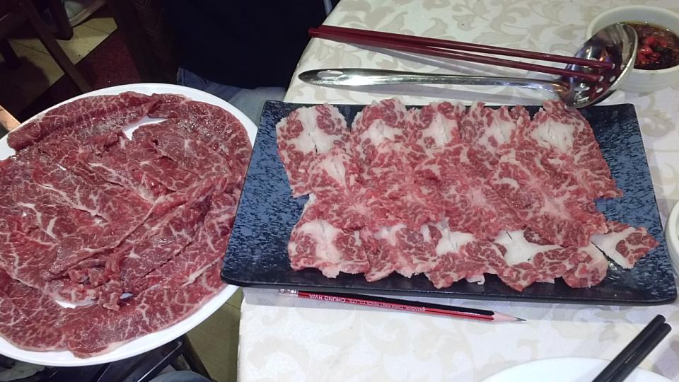 食火鍋一定離吾開叫肥仔，牛肉好吃又補血！...