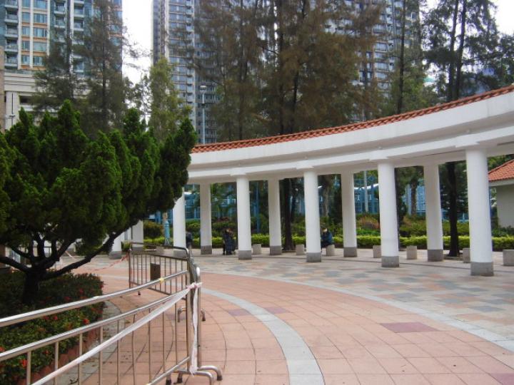 入內公園,,做吓晨操!...