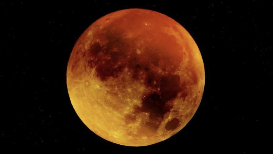 「血月」
自古以來，在世界各地的宗教、民俗中，「血月」被視為不祥之兆，象徵着邪惡、災難。在中國民間還有天狗吃月亮的傳說，血紅的月亮也往往被當作將發生血光之災的凶兆。...