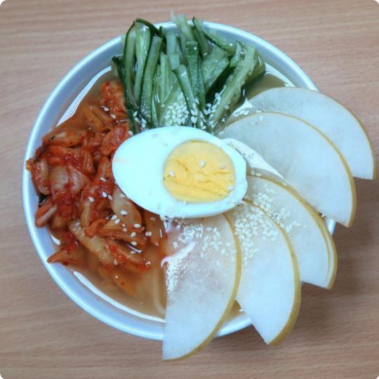 【綠在家中GIY】韓式水冷麵