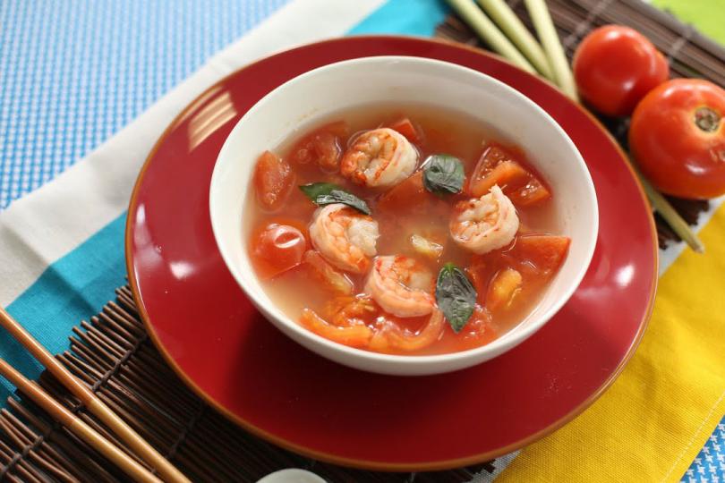 「適飲適食」食譜 - 番茄香茅鮮蝦湯 「適飲適食」食譜 - 番茄香茅鮮蝦湯