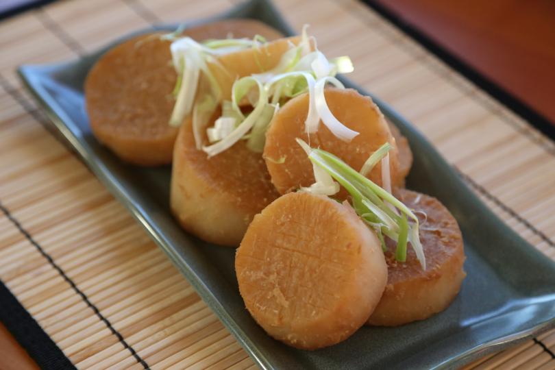 「名廚Denice Wai 廚房」簡易快煮 - 味噌蘿蔔
