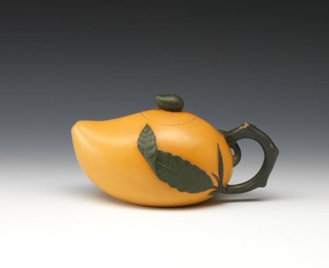 別出心裁:  20世紀時期的巧色芒果壺造型獨特