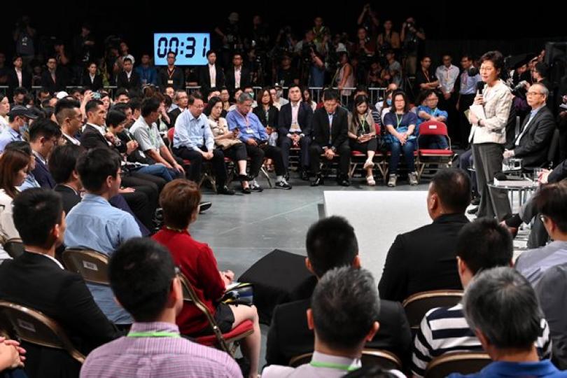 區選後推第二輪公開對話 區選後推第二輪公開對話