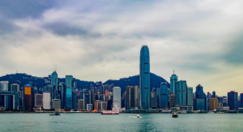 【港聞焦點】香港華仁地基 檢兩土製炸彈 警：可遙控 百米內致傷亡 | 明報