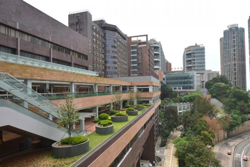 政府積極游說議員支持大學撥款 政府積極游說議員支持大學撥款
