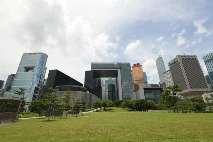 本港15年來首錄赤字 本港15年來首錄赤字