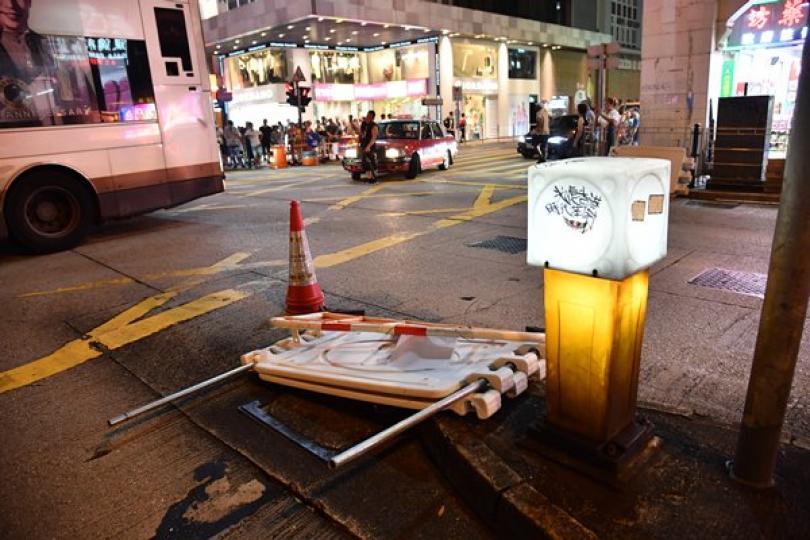 政府譴責暴徒惡行 政府譴責暴徒惡行