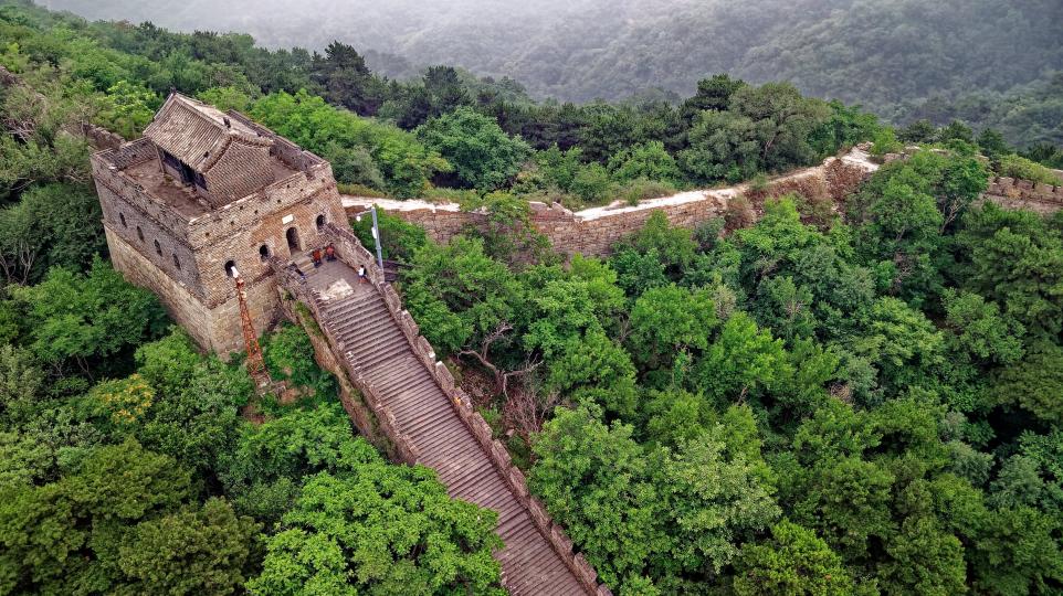 【中國焦點】肺炎疫情｜鍾南山｜警民大混戰