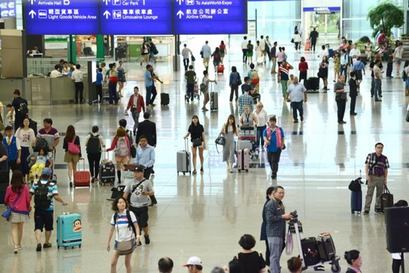衞生署調查駐機場醫生感染源頭 衞生署調查駐機場醫生感染源頭