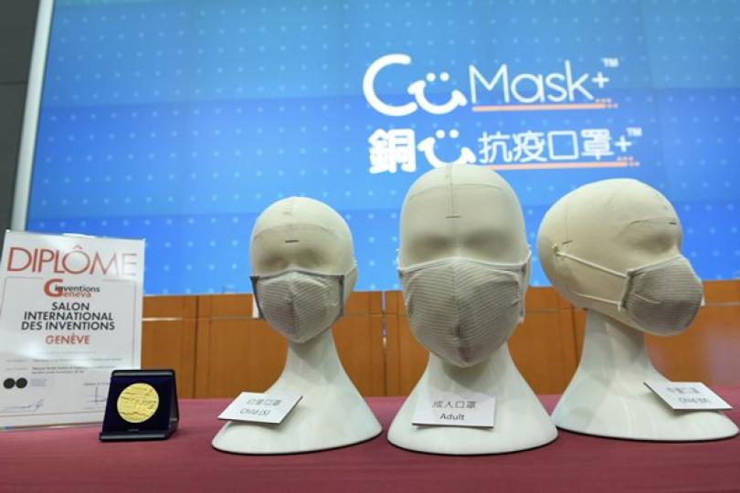 首日派遞抗疫口罩工作順利進行 首日派遞抗疫口罩工作順利進行