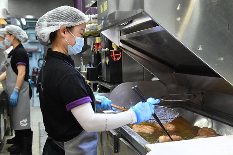 第二期保就業計劃再批逾百億補貼 第二期保就業計劃再批逾百億補貼