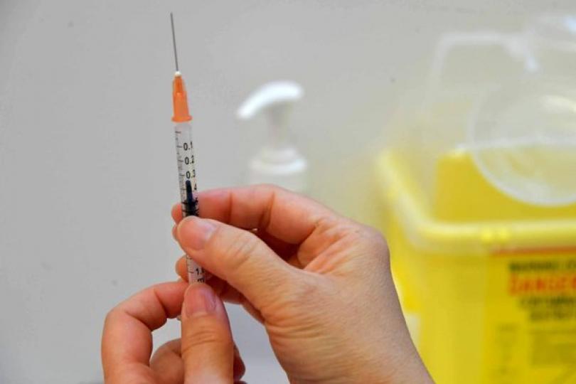 衞生署調查疑種疫苗後異常事件
