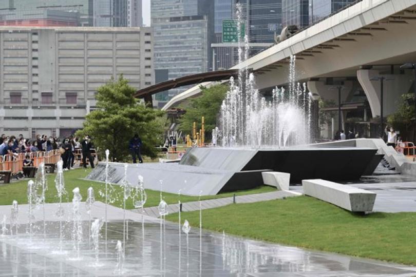 觀塘海濱音樂噴泉周四啟用 觀塘海濱音樂噴泉周四啟用