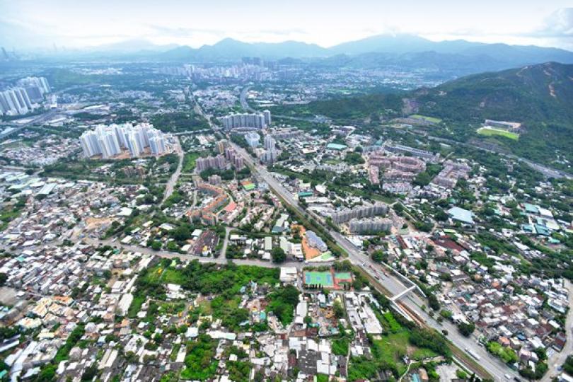 政府收回三組土地發展資助房屋 政府收回三組土地發展資助房屋
