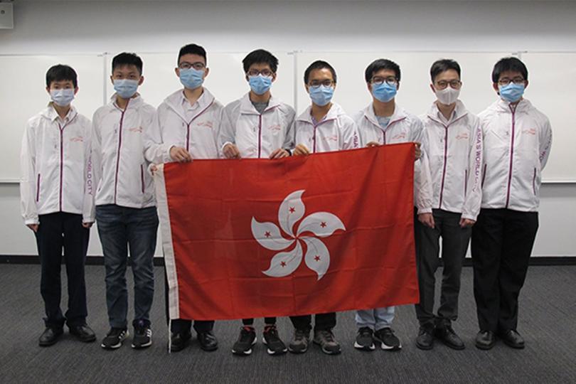 表現卓越: 香港學生(左起)藍仲宏、張汶彥、陳立仁、張瑋峰、陳子峻、湯梓峰、鄭逸朗和劉思進參加網上舉行的第21屆亞洲物理奧林匹克,奪得兩金、兩銀、兩銅、兩優異獎,為近年最佳成績。 表現卓越: 香港學生(左起)藍仲宏、張汶彥、陳立仁、張瑋峰、陳子峻、湯梓峰、鄭逸朗和劉思進參加網上舉行的第21屆亞洲物理奧林匹克,奪得兩金、兩銀、兩銅、兩優異獎,為近年最佳成績。