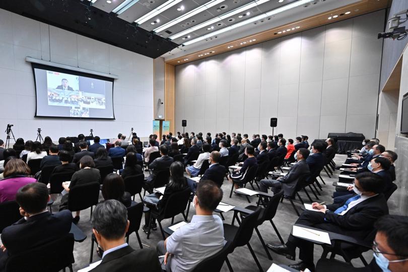 履職盡責:  約120人出席公務員事務局舉辦的國家安全講座。   