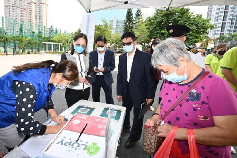 食環署街巿視察安心出行使用情況 食環署街巿視察安心出行使用情況