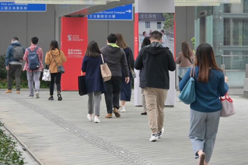 政府擴大僱員特別上班安排
