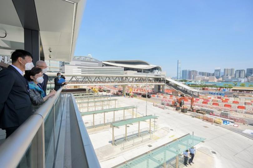 林鄭月娥視察會展站和鄰近設施 林鄭月娥視察會展站和鄰近設施