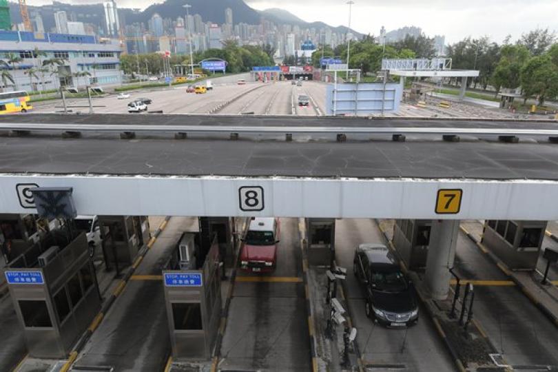 擬推擠塞徵費 重訂過海隧道收費