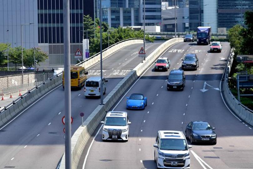 政府擬修例改善車輛登記制度 政府擬修例改善車輛登記制度