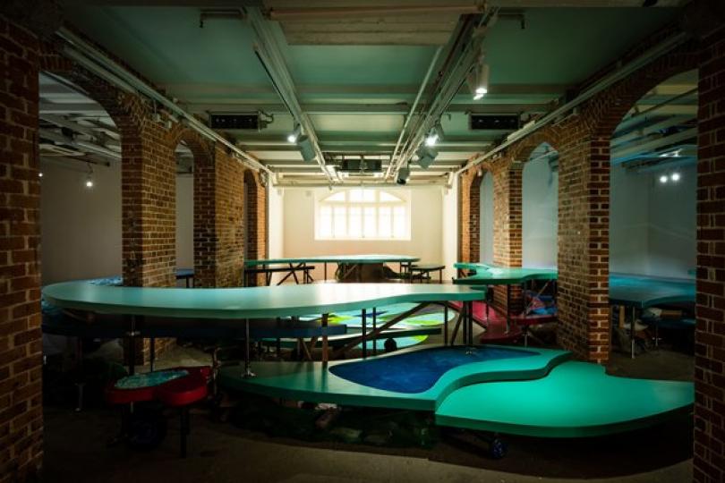 油街實現展出本地藝術家創作 油街實現展出本地藝術家創作